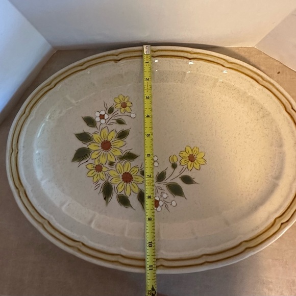 Crown Manor Hand Painted Stoneware Oval Platter Spring Daisy VTG Made in Japan - Picture 5 of 5